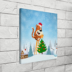 Холст квадратный Тигр украшает новогоднюю елку, цвет: 3D-принт — фото 2