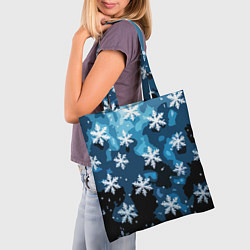 Сумка-шопер Стилизованный паттерн со снежинками тёмно-синий, цвет: 3D-принт — фото 2