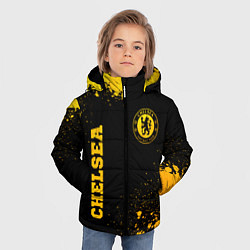 Куртка зимняя для мальчика Chelsea - gold gradient: символ и надпись вертикал, цвет: 3D-черный — фото 2