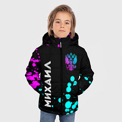 Куртка зимняя для мальчика Михаил и неоновый герб России вертикально, цвет: 3D-черный — фото 2