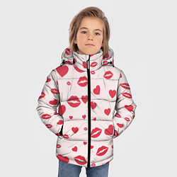 Куртка зимняя для мальчика Поцелуйчики паттерн, цвет: 3D-красный — фото 2