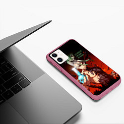 Чехол iPhone 11 матовый Доктор Стоун цвета 3D-малиновый — фото 2
