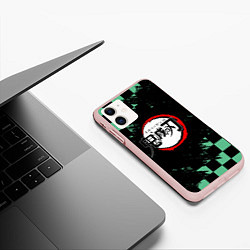 Чехол iPhone 11 матовый ТАНДЖИРО, KIMETSU NO YAIBA LOGO, цвет: 3D-светло-розовый — фото 2