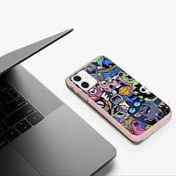 Чехол iPhone 11 матовый Милые и веселые монстры, цвет: 3D-светло-розовый — фото 2