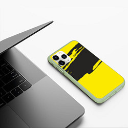 Чехол iPhone 11 Pro матовый Чёрно-жёлтый, цвет: 3D-салатовый — фото 2