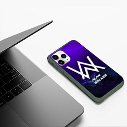 Чехол iPhone 11 Pro матовый Alan Walker: Space Collection, цвет: 3D-темно-зеленый — фото 2