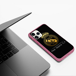 Чехол iPhone 11 Pro матовый FC Real Madrid: Gold Edition, цвет: 3D-малиновый — фото 2