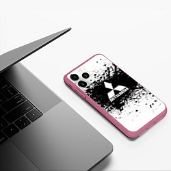 Чехол iPhone 11 Pro матовый Mitsubishi: Black Spray, цвет: 3D-малиновый — фото 2