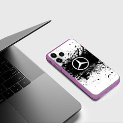 Чехол iPhone 11 Pro матовый Mercedes-Benz: Black Spray, цвет: 3D-фиолетовый — фото 2