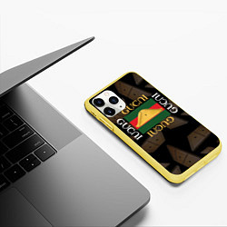 Чехол iPhone 11 Pro матовый Gusli Gusli, цвет: 3D-желтый — фото 2