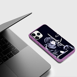 Чехол iPhone 11 Pro матовый Бездомный бог, цвет: 3D-фиолетовый — фото 2