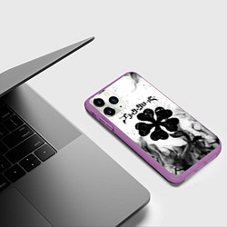 Чехол iPhone 11 Pro матовый ЧЁРНЫЙ КЛЕВЕР, цвет: 3D-фиолетовый — фото 2