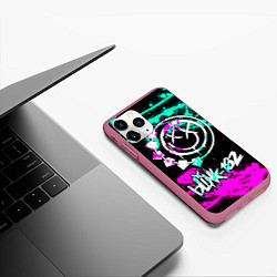 Чехол iPhone 11 Pro матовый Blink-182 6, цвет: 3D-малиновый — фото 2