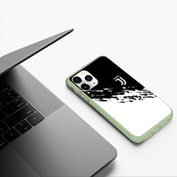 Чехол iPhone 11 Pro матовый JUVENTUS, цвет: 3D-салатовый — фото 2