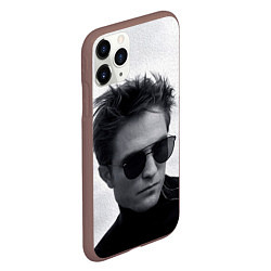 Чехол iPhone 11 Pro матовый ROBERT PATTINSON, цвет: 3D-коричневый — фото 2