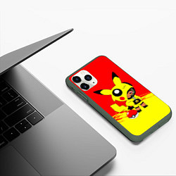 Чехол iPhone 11 Pro матовый Brawl starsLeon pikachu, цвет: 3D-темно-зеленый — фото 2