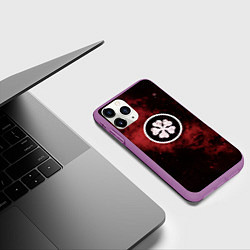 Чехол iPhone 11 Pro матовый Черный клевер, цвет: 3D-фиолетовый — фото 2