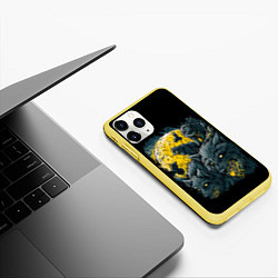 Чехол iPhone 11 Pro матовый ЛУННЫЕ ВОЛКИ, цвет: 3D-желтый — фото 2