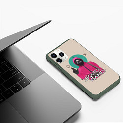 Чехол iPhone 11 Pro матовый Squid game - Игра в кальмара треугольник, цвет: 3D-темно-зеленый — фото 2
