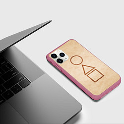 Чехол iPhone 11 Pro матовый Игра в кальмара: Основные фигуры, цвет: 3D-малиновый — фото 2