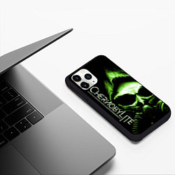 Чехол iPhone 11 Pro матовый Chernobylite, Чёрный сталкер, цвет: 3D-черный — фото 2