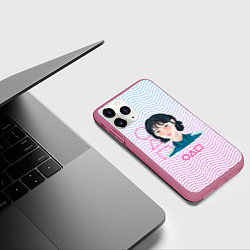 Чехол iPhone 11 Pro матовый Девушка из Игры в кальмара, цвет: 3D-малиновый — фото 2