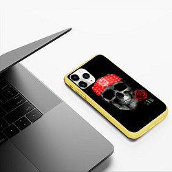 Чехол iPhone 11 Pro матовый GNR Skull, цвет: 3D-желтый — фото 2