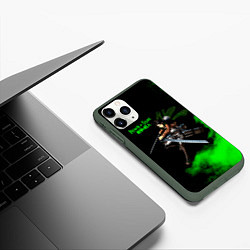 Чехол iPhone 11 Pro матовый Атака титанов ядовитый зеленый дым Леви Аккерман, цвет: 3D-темно-зеленый — фото 2