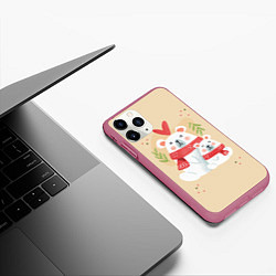 Чехол iPhone 11 Pro матовый Мишки с шарфиком, цвет: 3D-малиновый — фото 2
