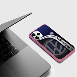 Чехол iPhone 11 Pro матовый Volkswagen Фольксваген, цвет: 3D-малиновый — фото 2