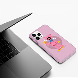 Чехол iPhone 11 Pro матовый KISSY MISSY POPPY PLAYTIME ПОППИ ПЛЕЙТАЙМ КИССИ МИ, цвет: 3D-розовый — фото 2