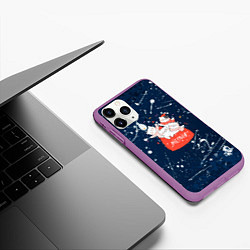 Чехол iPhone 11 Pro матовый Happy New Year коты, цвет: 3D-фиолетовый — фото 2