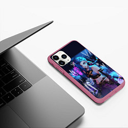 Чехол iPhone 11 Pro матовый Аркейн - League Of Legends Джинкс, цвет: 3D-малиновый — фото 2