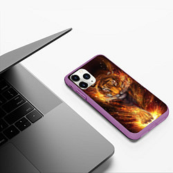 Чехол iPhone 11 Pro матовый Огненный тигр Сила огня, цвет: 3D-фиолетовый — фото 2