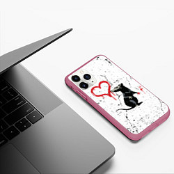 Чехол iPhone 11 Pro матовый BANKSY БЭНКСИ крыса, цвет: 3D-малиновый — фото 2