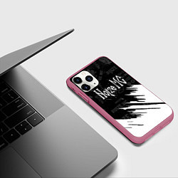 Чехол iPhone 11 Pro матовый Noize mc нойз мс, цвет: 3D-малиновый — фото 2