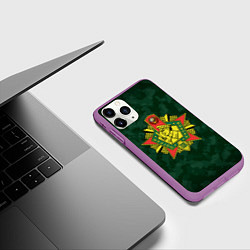 Чехол iPhone 11 Pro матовый КАМУФЛЯЖ ПОГРАНВОЙСКА ЗЕЛЕНЫЙ, цвет: 3D-фиолетовый — фото 2