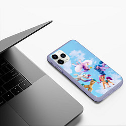 Чехол iPhone 11 Pro матовый My Little Pony летают в облаках, цвет: 3D-светло-сиреневый — фото 2