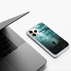 Чехол iPhone 11 Pro матовый Парень в лесу, цвет: 3D-белый — фото 2