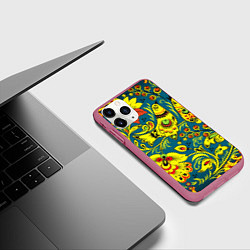 Чехол iPhone 11 Pro матовый Хохломская Роспись Две Птицы, цвет: 3D-малиновый — фото 2