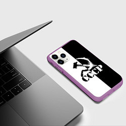 Чехол iPhone 11 Pro матовый СОВЕТСКИЙ СОЮЗ - СЕРП И МОЛОТ - Черно-белое, цвет: 3D-фиолетовый — фото 2