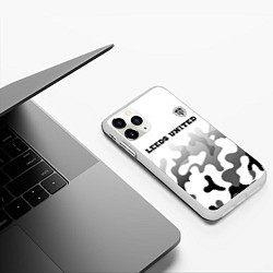 Чехол iPhone 11 Pro матовый Leeds United sport на светлом фоне: символ сверху, цвет: 3D-белый — фото 2