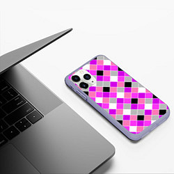 Чехол iPhone 11 Pro матовый Розовый черный узор в клетку, цвет: 3D-светло-сиреневый — фото 2
