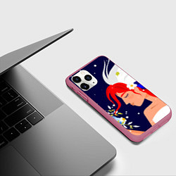 Чехол iPhone 11 Pro матовый Русская девушка с триколором на волосах, цвет: 3D-малиновый — фото 2