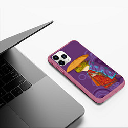 Чехол iPhone 11 Pro матовый Лягуха-самурай на фиолетовом фоне, цвет: 3D-малиновый — фото 2