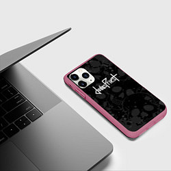 Чехол iPhone 11 Pro матовый Judas Priest - краска черепа, цвет: 3D-малиновый — фото 2