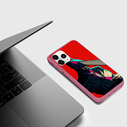 Чехол iPhone 11 Pro матовый Человек бензопила в деловом костюме, цвет: 3D-малиновый — фото 2