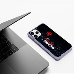 Чехол iPhone 11 Pro матовый Gears of War красно-белой лого на темном фоне, цвет: 3D-светло-сиреневый — фото 2
