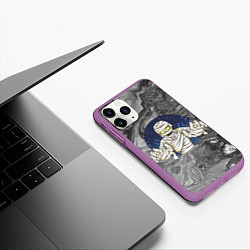 Чехол iPhone 11 Pro матовый Мумия наводит ужас, цвет: 3D-фиолетовый — фото 2