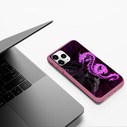 Чехол iPhone 11 Pro матовый Неоновый дракон purple dragon, цвет: 3D-малиновый — фото 2